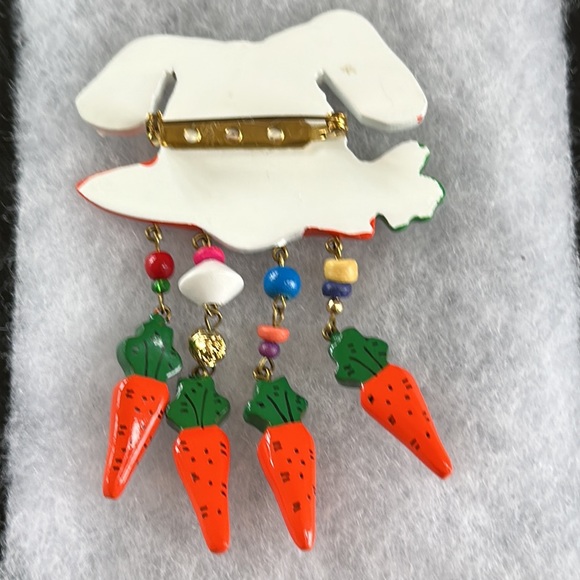Whimsical Bunny with Carrots Pin - Picture 3 of 3